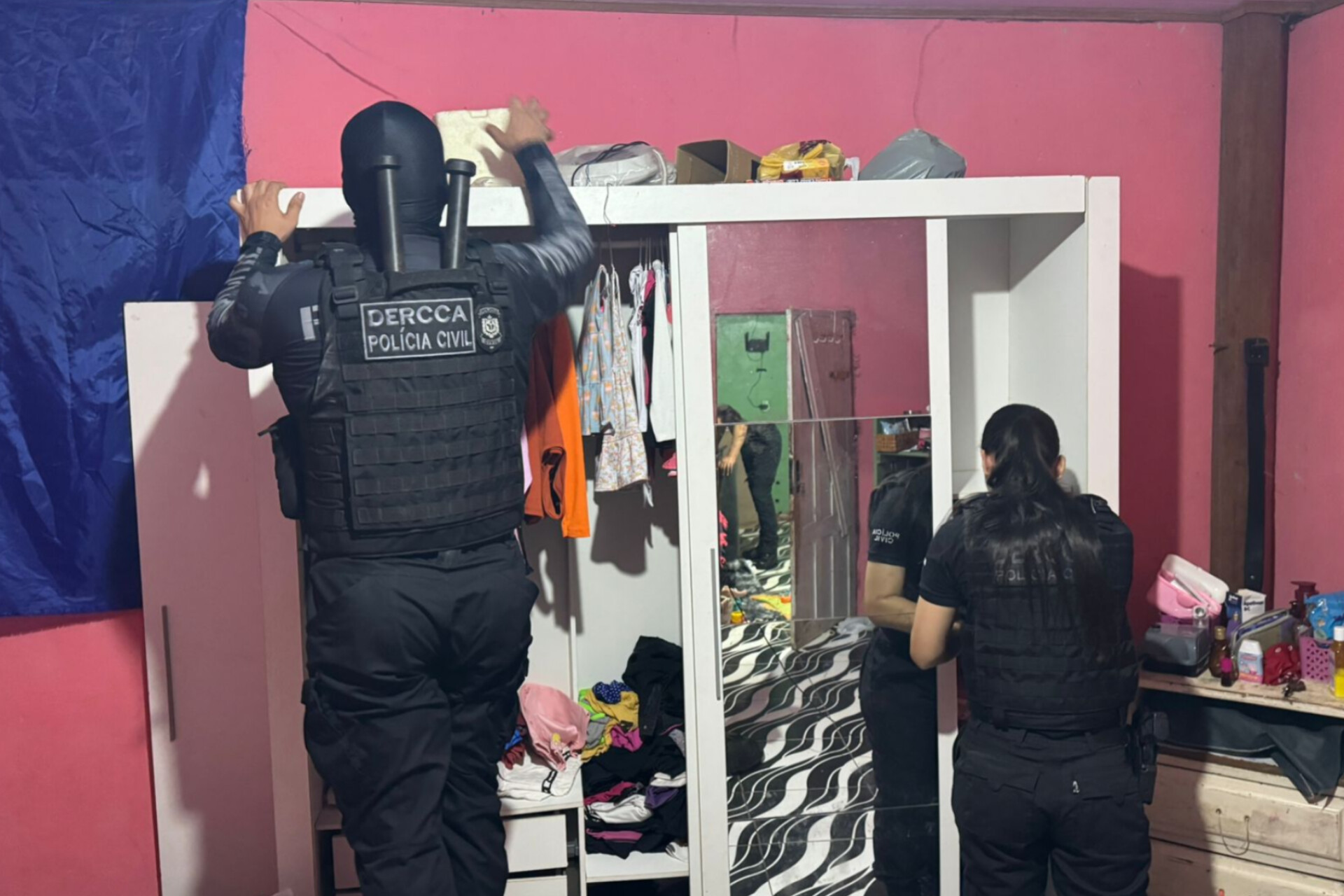 Dercca atua contra golpista de aplicativo acusado de crimes sexuais contra passageiras