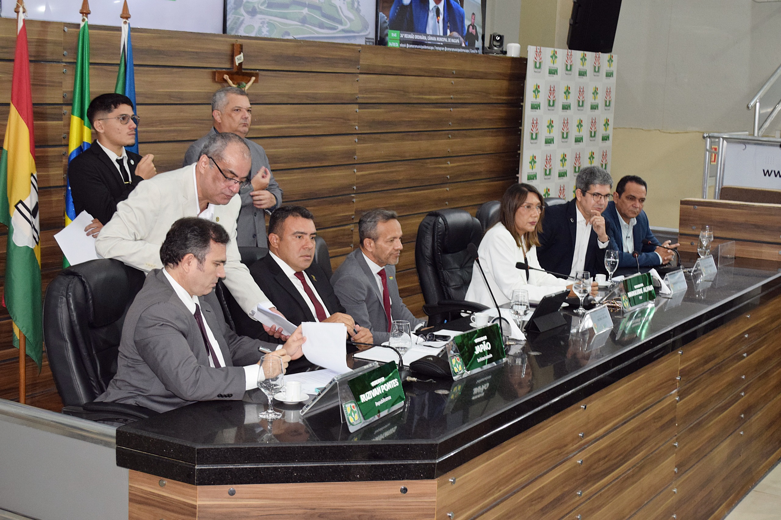 Câmara Municipal reinicia trabalhos com novos parlamentares e aprovação de iniciativas legislativas